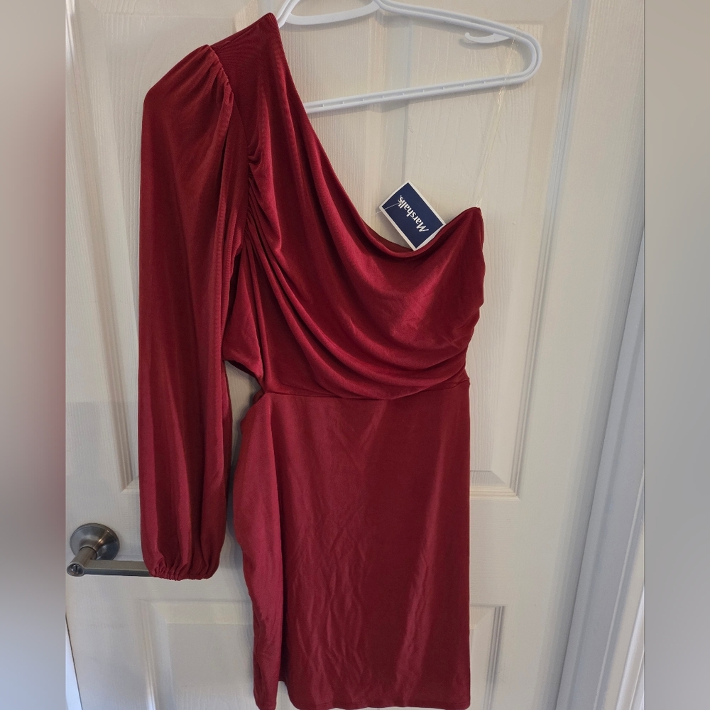 NWT Crystal Sky Burgundy One-Shoulder Long Sleeve Mini Dress, Large